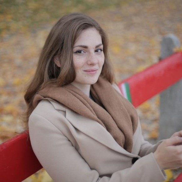 Profile Picture of Jida Km (@jidakm) on Poshmark