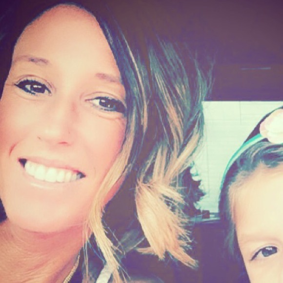 Profile Picture of Carrie Allenbaugh (@ckennedy80) on Poshmark