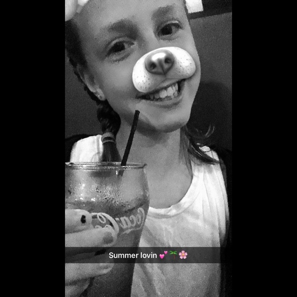 Profile Picture of Hailey Masem (@haileybellport) on Poshmark