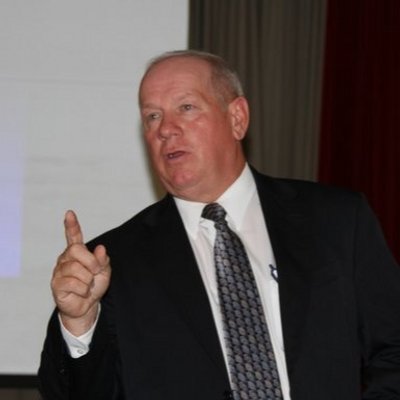 Profile Picture of Warren Beeler (@warren_beeler) on Twitter
