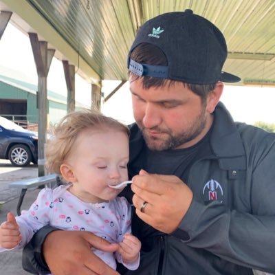 Profile Picture of Coach Daul (@coach_daul) on Twitter