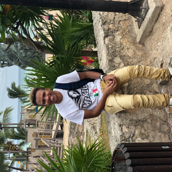 Profile Picture of Marcellus Simon (@msimon0118) on Poshmark