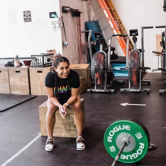 Profile Picture of Lorena Gaona (@lorena14g) on Poshmark