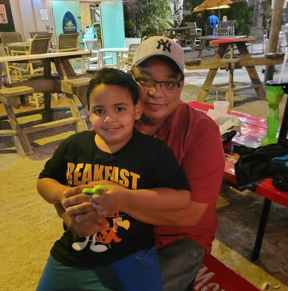 Profile Picture of Carlos Quinones abraham (@qball86) on Poshmark