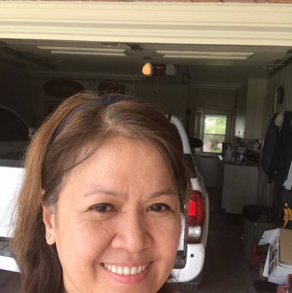 Profile Picture of Lyn Garing (@22lyntan) on Poshmark
