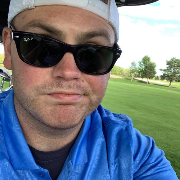 Profile Picture of Nicholas Thomas (@ntloehne72) on Poshmark
