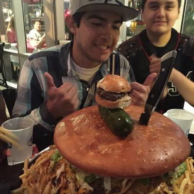 Profile Picture of Ray Corral (@Raycorr49) on Twitter