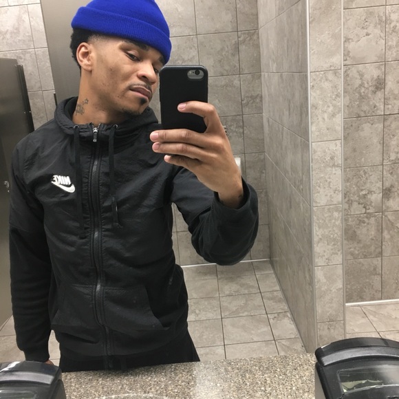 Profile Picture of Bobby Bryant (@shaquille1995) on Poshmark