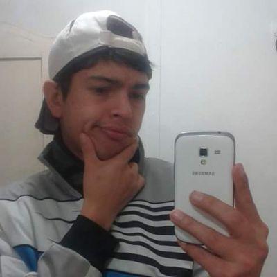 Profile Picture of Damian Schneider (@SisisisiDelFlow) on Twitter