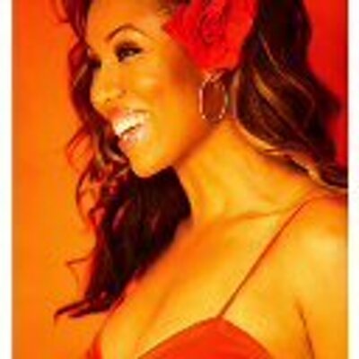 Profile Picture of Stacy Andrews (@homeostacys) on Twitter