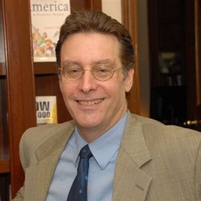 Profile Picture of Lloyd Grove (@@TheLloydGrove) on Twitter