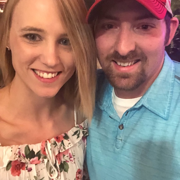Profile Picture of Kellie Dobson (@kdobs11) on Poshmark