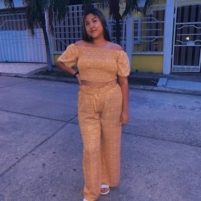 Profile Picture of Ana Erazo 🌻 (@aerazoo_) on Twitter