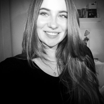 Profile Picture of Julia Wojcik (@juliawojcik7) on Twitter