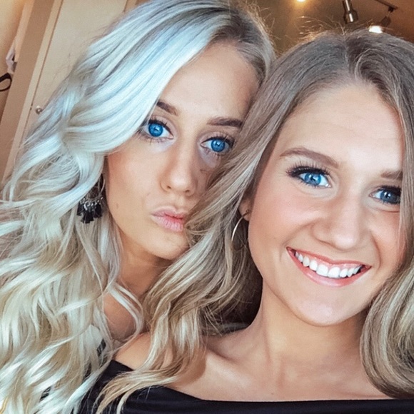 Profile Picture of Josie Wilmert (@josie_wilmert) on Poshmark