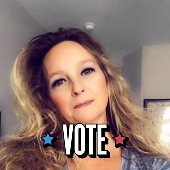Profile Picture of Tammy Rodgers roberts (@tammyrodgers841) on Poshmark