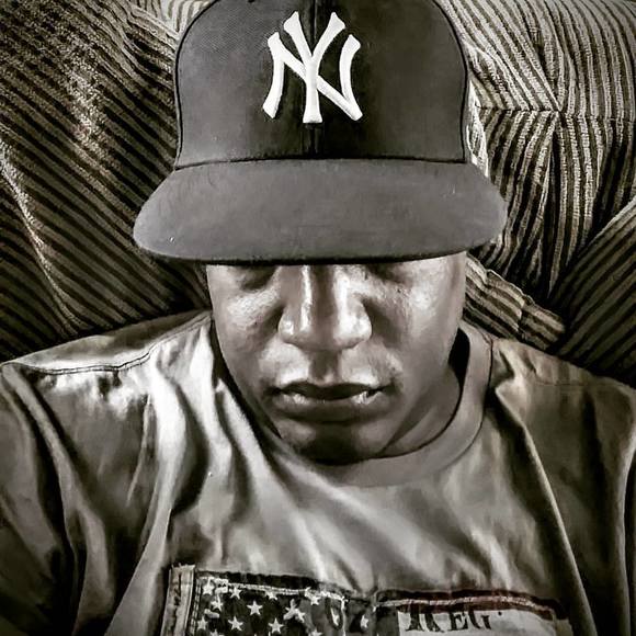 Profile Picture of Chris Styles (@stylesc718) on Poshmark