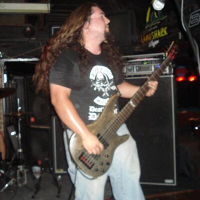 Profile Picture of Andrew Osburn (@Aahz57) on Twitter