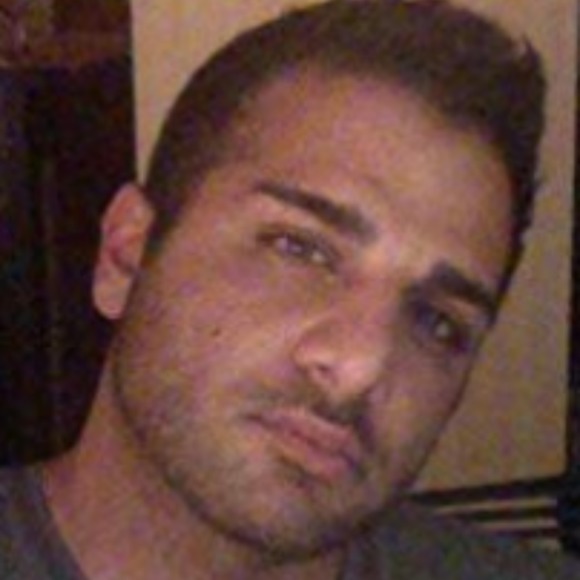 Profile Picture of Ninef Sargis (@tonylink) on Poshmark