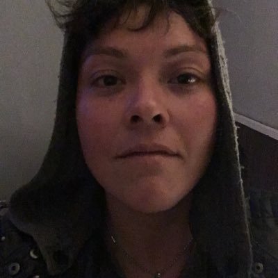 Profile Picture of Julia O. (@JuliaOvando) on Twitter