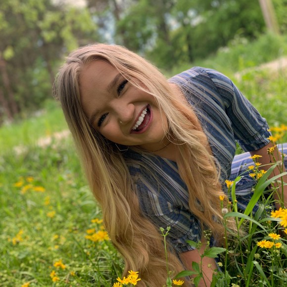 Profile Picture of Mackenzie Douglas (@mackkdoug) on Poshmark