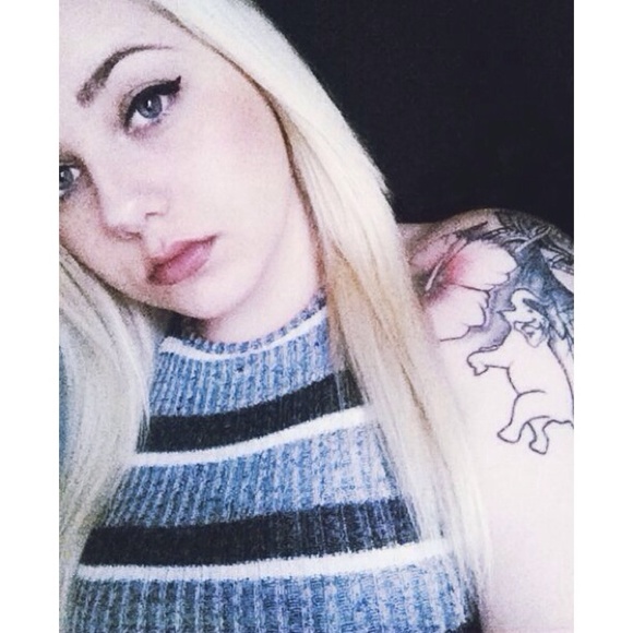 Profile Picture of Tori Dunn (@toridunn) on Poshmark