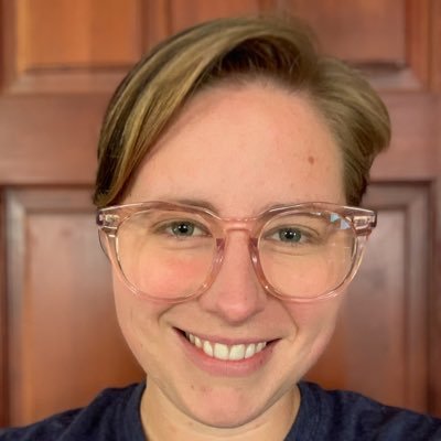 Profile Picture of MacKenzie Crosby (@MackMeHappy) on Twitter