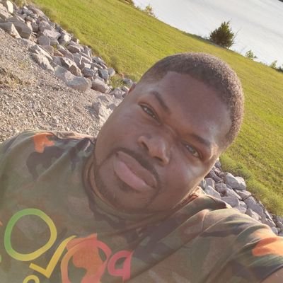 Profile Picture of Alvin Holmes (@DaCuteOne83) on Twitter