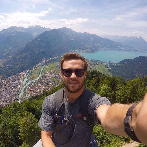 Profile Picture of Devon Booth (@devonvbooth) on Poshmark