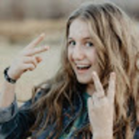 Jodi Price - Poshmark Profile Picture of Jodi Price (@jodi4929) on Poshmark