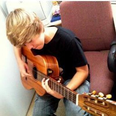 Profile Picture of Theo (@TheoMatthews_) on Twitter