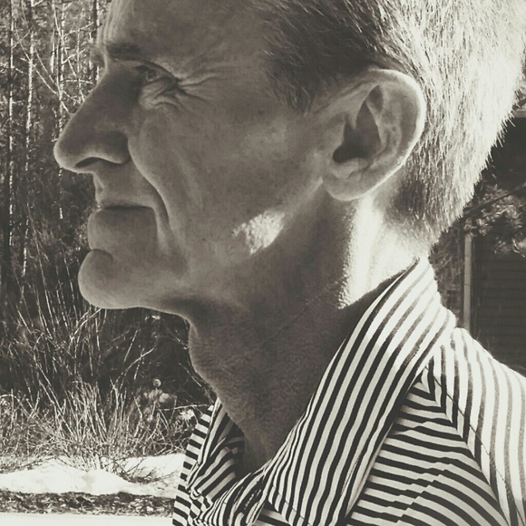 Profile Picture of Steve Olson (@solson29) on Poshmark
