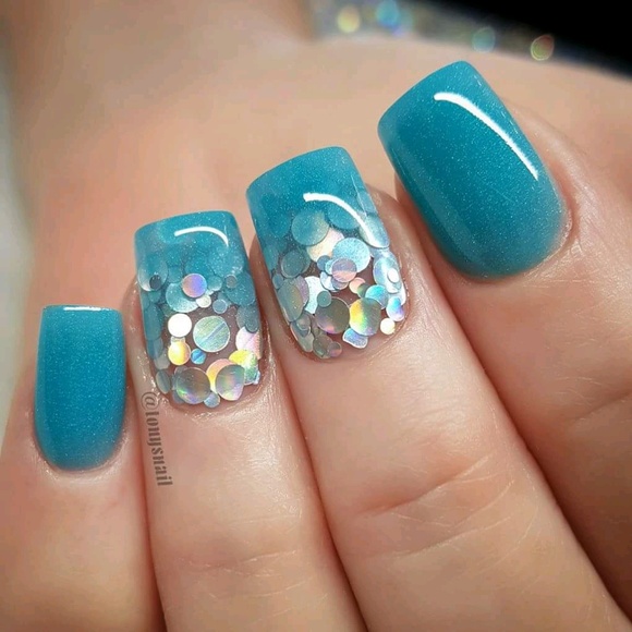 Sasha Pearson - Poshmark Profile Picture of Sasha Pearson (@sashafiyah) on Poshmark