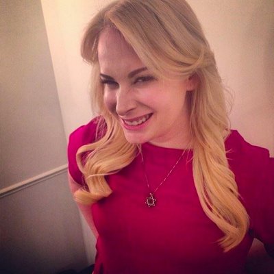 Profile Picture of Aly Walansky (@alywalansky) on Twitter