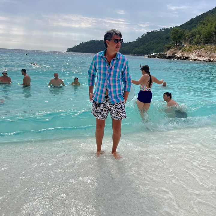 Profile Picture of Urda George (@.urdageorge) on Tiktok