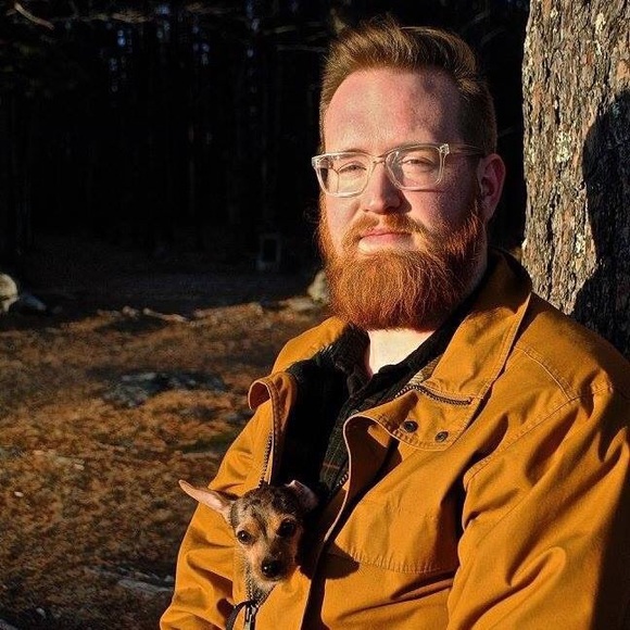 Profile Picture of Colin Conneally (@cconneally90) on Poshmark