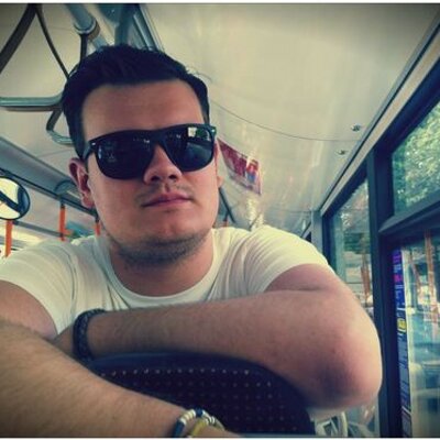 Profile Picture of Michael Kriesel (@MIKRIEHOL) on Twitter