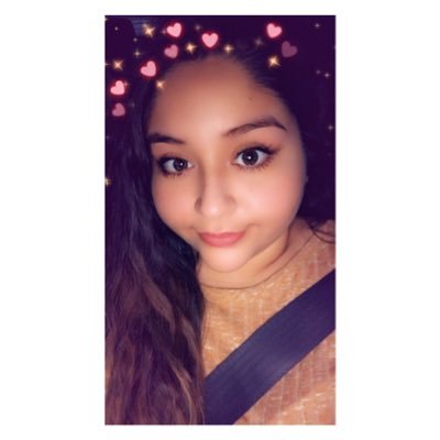 Profile Picture of Francine (@Francin_Salazar) on Twitter