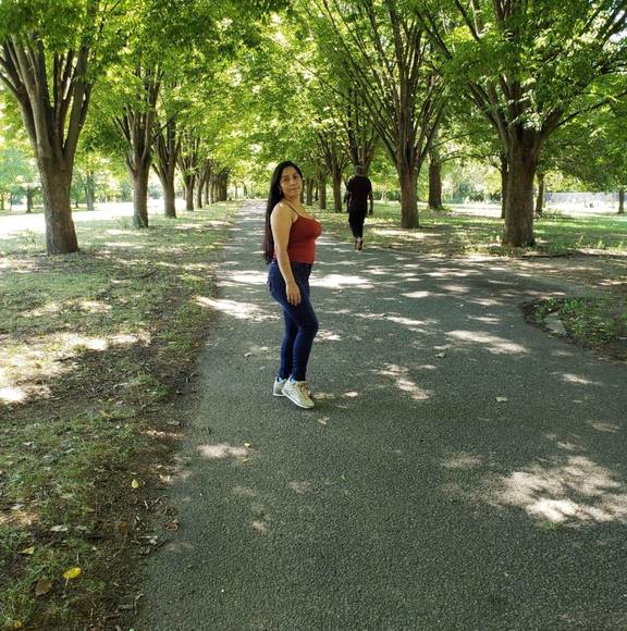 Profile Picture of Neira eli Estela hugo (@neirahugo) on Poshmark