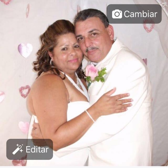 Profile Picture of Luis Pedroza (@luispedroza) on Poshmark