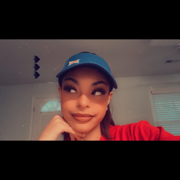 Profile Picture of Katelynne Cupstid (@k_cupstid) on Poshmark