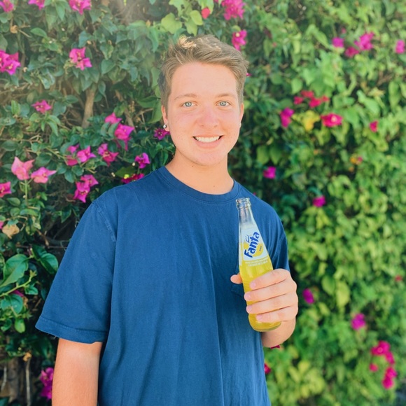 Profile Picture of Spencer Stephens (@spencerstephens) on Poshmark