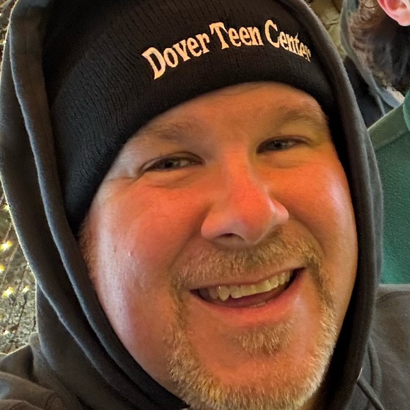 Profile Picture of Steve Pappajohn (@stevepappajohn) on Poshmark