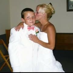 Profile Picture of Suzanne Chere Lutz (@suzannecherelutz) on Tiktok