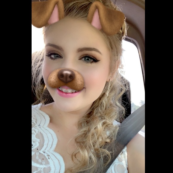 Profile Picture of Isabel Chadwell (@isabel_chadwell) on Poshmark