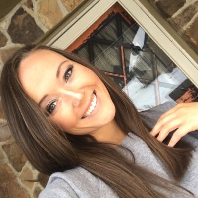 Profile Picture of Caitlin Lynch (@caitplus_8) on Twitter