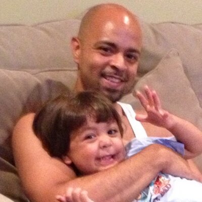 Profile Picture of Simone Contreras (@lavidalucky) on Twitter