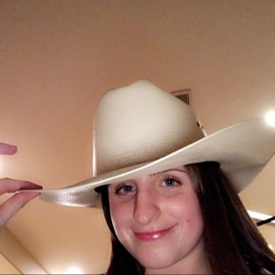 Profile Picture of Haley Womack (@haleyywomack) on Twitter