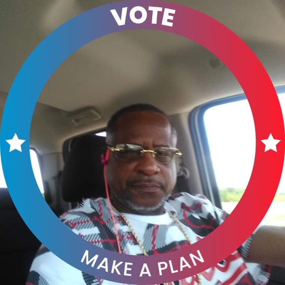 Profile Picture of Johnny Hutcherson (@johnnyhutcherso) on Poshmark