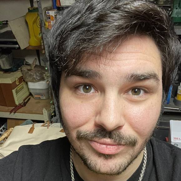 Profile Picture of Gavin Malone (@pacoescobark) on Poshmark